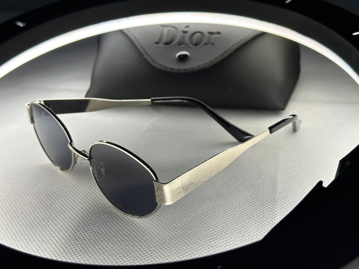 X-MODA SILVER OVAL SHAPE